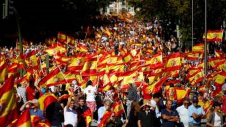 Macro manifestación para pedir la dimisión del Gobierno de coalición de España
