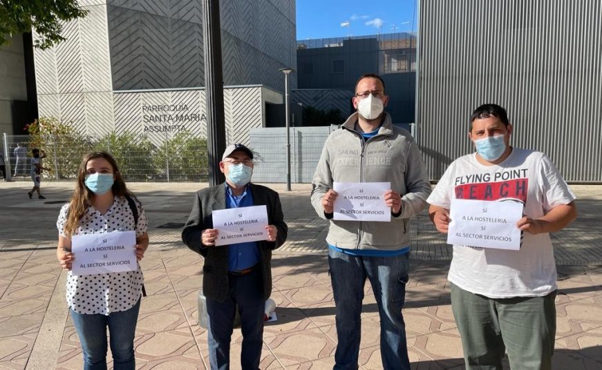 FOTOGRAFÍA. TARRAGONA (ESPAÑA), 04.05.2021. miembros de TÚpatria Tarragona, Jordi Ferré, David Chaparro, Claudia Malta, Antonio Morales, y otros afiliados. (Ñ Pueblo)
