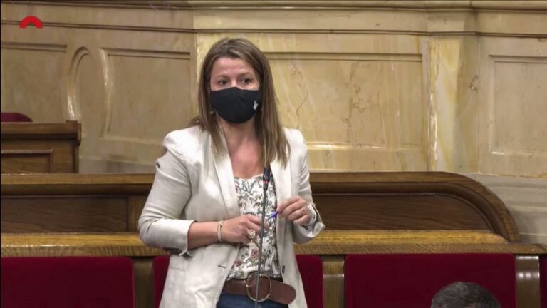Eva Parera Escrichs (PP): Aragonés considera «más importante gastar» en embajadas que en ayudas a las familias
