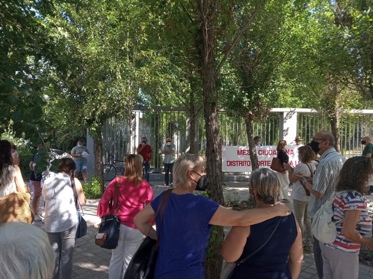 Las víctimas de los cortes de luz de Endesa exigen la «intervención inmediata» de las administraciones