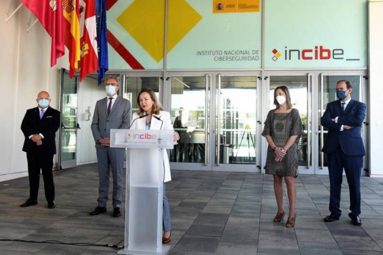 La vicepresidente Nadia Calviño ve necesarios los indultos al Procés para evitar estrategias fallidas y fracasadas