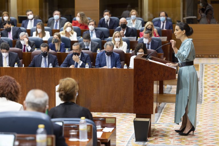 Monasterio (VOX) a Ayuso en la investidura: «Sin dignidad no hay libertad»