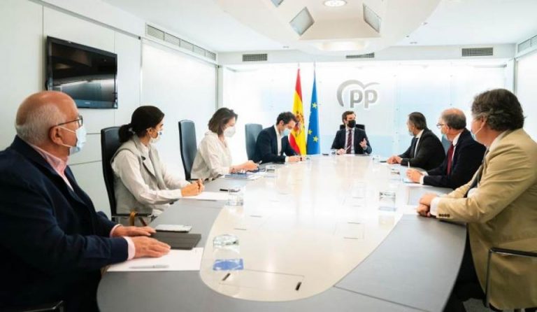 El PP dice que aún trabaja y estudia cómo sostener su recurso contra los indultos al Procés