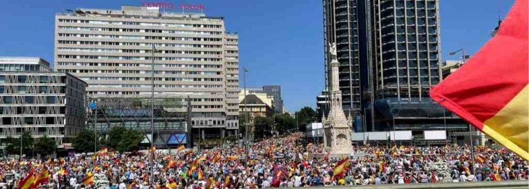 Los votantes de VOX, PP, Cs, PSOE y Podemos petan Plaza Colón Madrid contra los indultos al Procés 