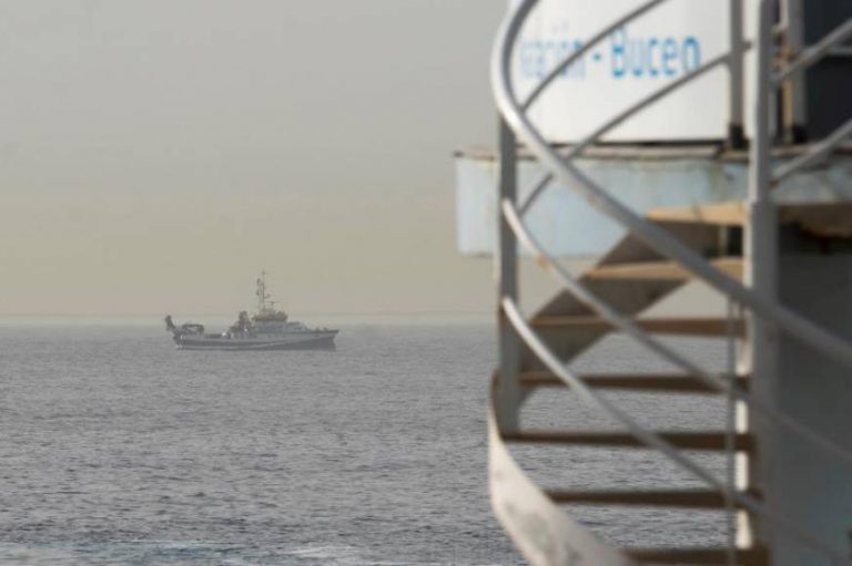 El padre de las niñas Anna y Olivia se despidió de su pareja con 6.200 euros en un estuche lapicero con cinta de embalar