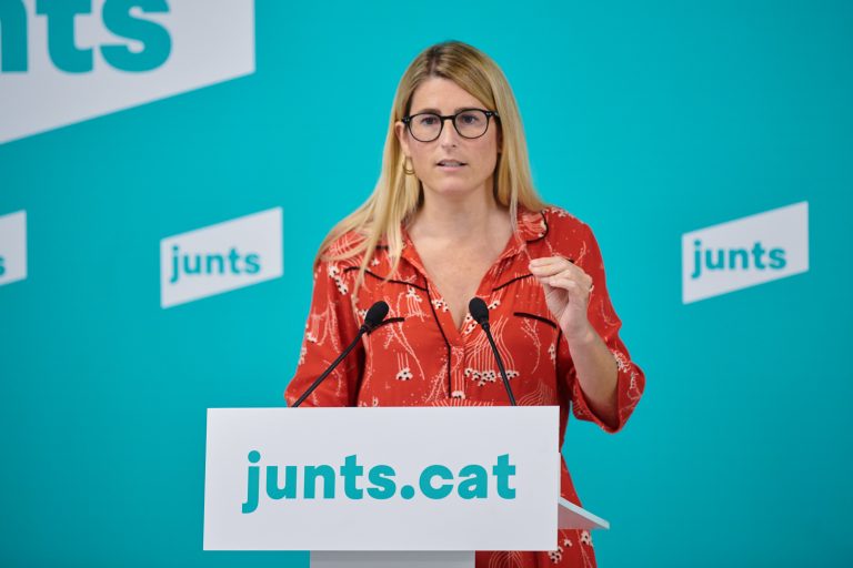 Trama rusa del Procés| El juez cita a Elsa Artadi Vila por los «10.000 soldados rusos» y la financiación de la República Catalana con «criptomonedas rusas»