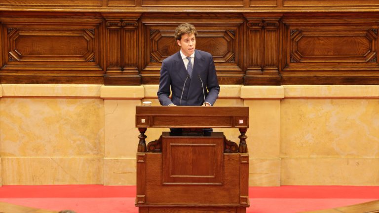 100 preguntas de VOX al Gobierno de Aragonés sobre los 416.000.000€ gastados en «embajadas» de la República Catalana