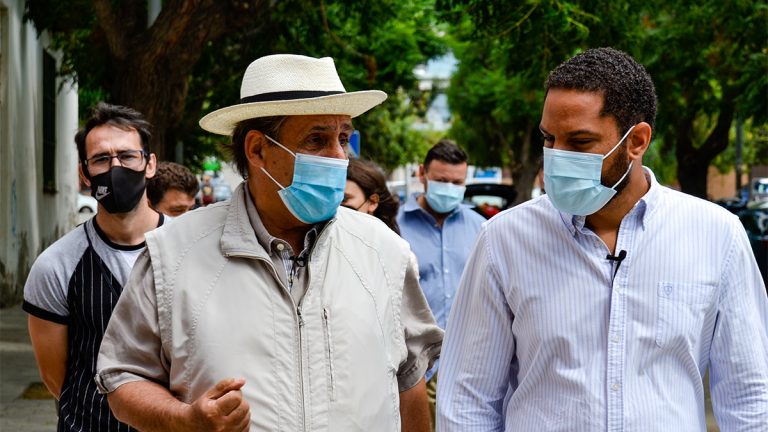 VOX apoya a los vecinos de El Masnou atacados por los MENAS y exige «expulsión» y «retirada de nacionalidad» a violentos