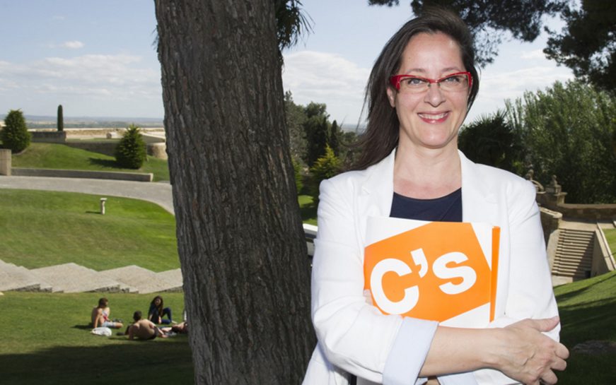 FOTOGRAFÍA. LÉRIDA (ESPAÑA), 08.10.2015. La líder de Ciutadans Partit de la Ciutadanía-Ciudadanos (Cs) en en Lérida, áNGELES rIBES. ñ pUEBLO