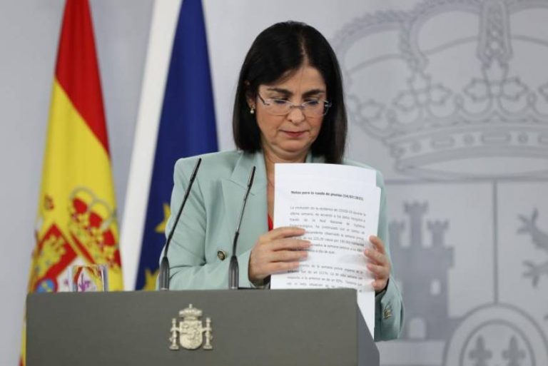 Gobierno Sánchez: «La mascarilla ha llegado para quedarse»