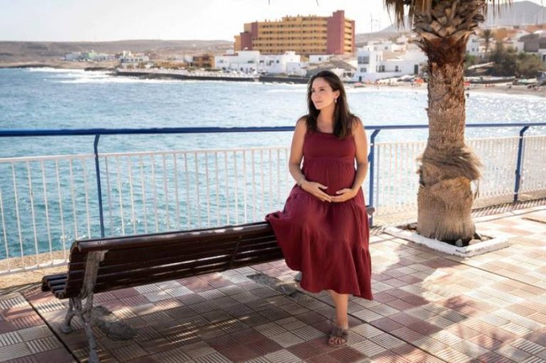 La vacuna COVID 19 a embarazadas llega hasta la sangre del futuro bebé