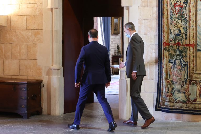 El rey Felipe VI: «Las cosas van mejor» en lo económico y sanitario en España