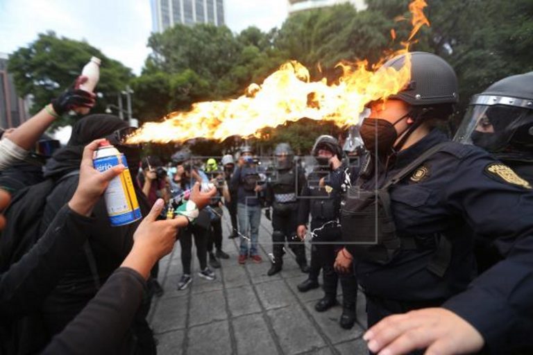 Poderes muy fácticos| ¿Quiénes se libran?