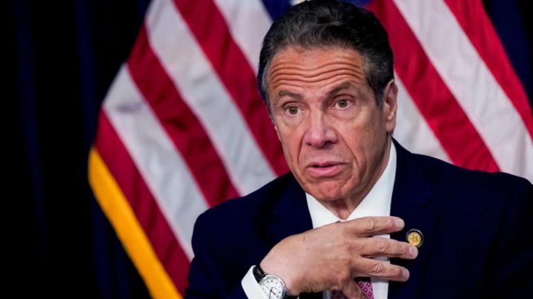 Mujeres que acusan a Andrew Cuomo de acoso sexual se muestran aliviadas por su dimisión
