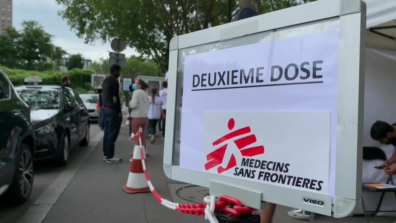 FOTOGRAFÍA. PARÍS (FRANCIA), 04.08.2021. Francia se ha propuesto vacunar este agosto a todos los inmigrantes ilegales . Efe