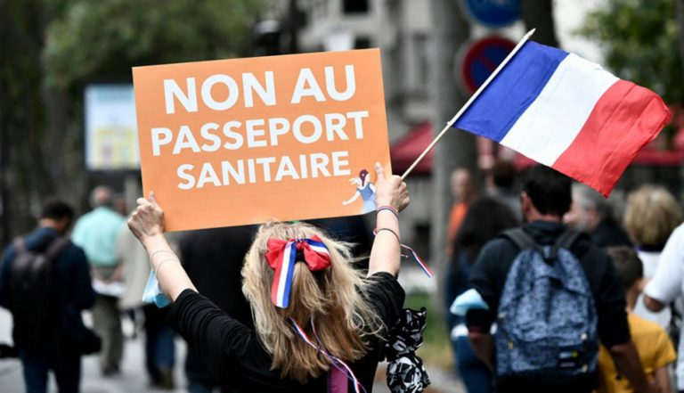 El Pueblo francés: «Vamos a boicotear a todos los comercios que exigen el Pasaporte COVID 19»