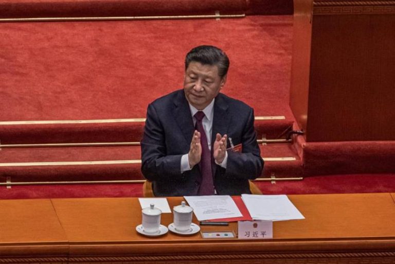 Gobierno Chino: Escuelas y Universidades deben incorporar el pensamiento del Partido Comunista China y el de su presidente Xi Jinping