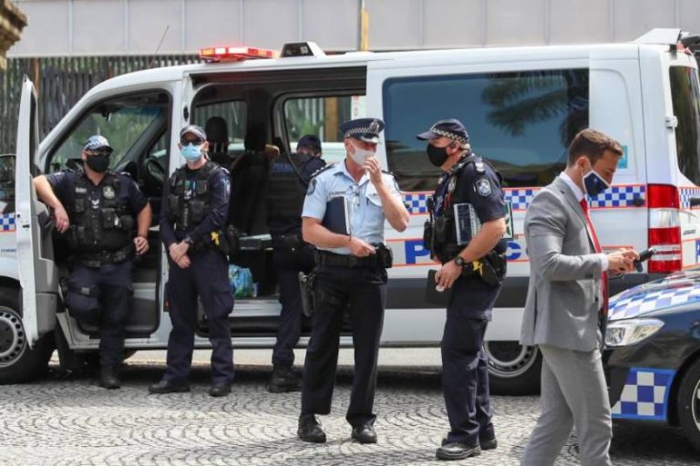 El Pueblo de Australia protesta contra vacuna COVID 19 obligatoria y las restricciones de sus libertades