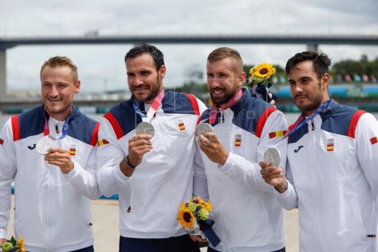 Los españoles Saúl Craviotto, Marcus Cooper Walz, Carlos Arévalo y Rodrigo Germade, medalla de plata en los JJOO de Tokio