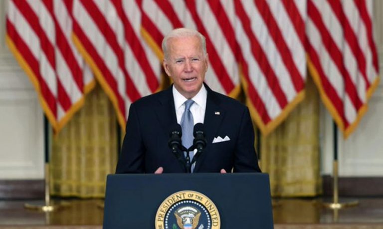El Gobierno de EEUU de Joe Biden da su aprobación final a la vacuna COVID 19 de Pfizer