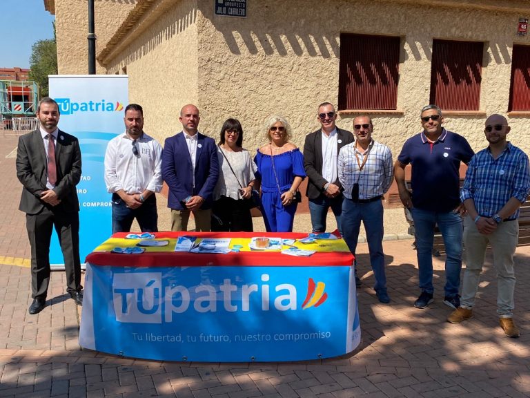 TÚpatria se disuelve en Alicante tras «pegarse tiros y matarse»