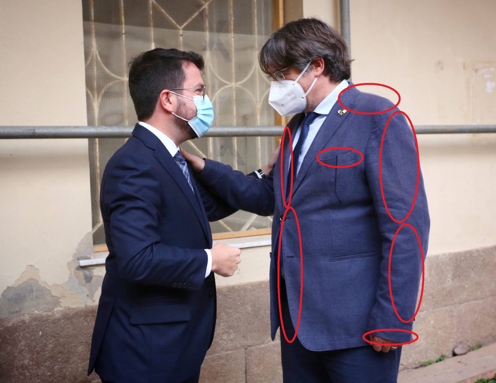 FOTOGRAFÍA. ALGUER (SASSARI) CERDAÑA (ITALIA), 25.09.2021. Pere Aragonés García (ERC) y Carles Puigdemont Casamajó en Alaguer (Sassari) Cerdaña (Italia). Ñ Pueblo (1)