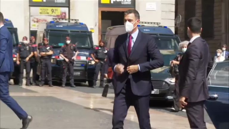 Mesa del Procés: Llegada de Sánchez llega al Palacio de la Generalidad de Cataluña