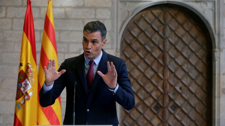 Sánchez rechaza el referéndum de independencia porque «fractura y divide» 