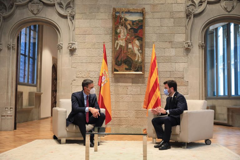 Mesa del Procés: Aragonès recibe a Sánchez en Barcelona