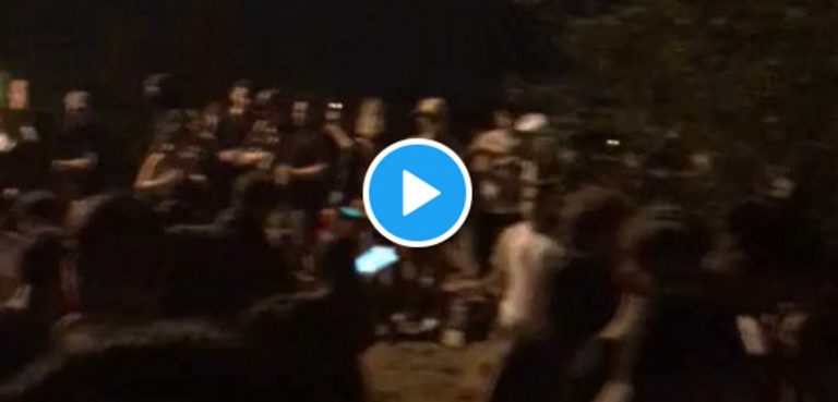 Chica de 18 años denuncia agresión sexual en el macrobotellón de Universidad Autónoma de Barcelona