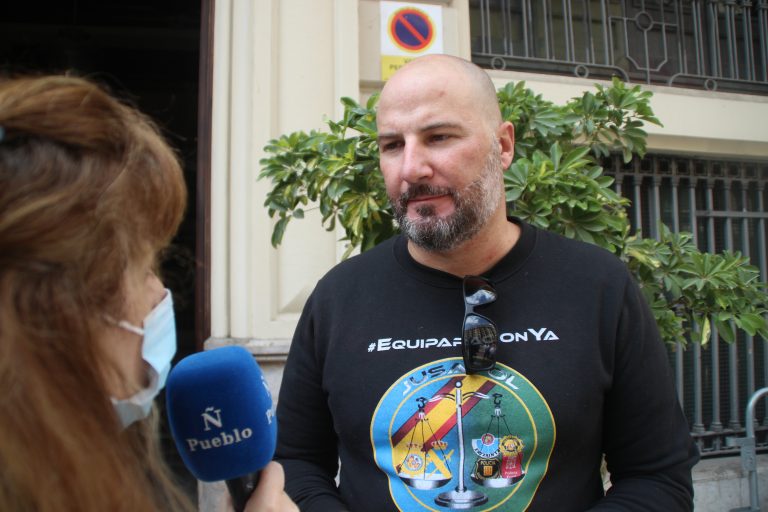 Veiras considera «insostenible» la pensión de «400 euros» de viudas y viudos de policías nacionales y guardias civiles