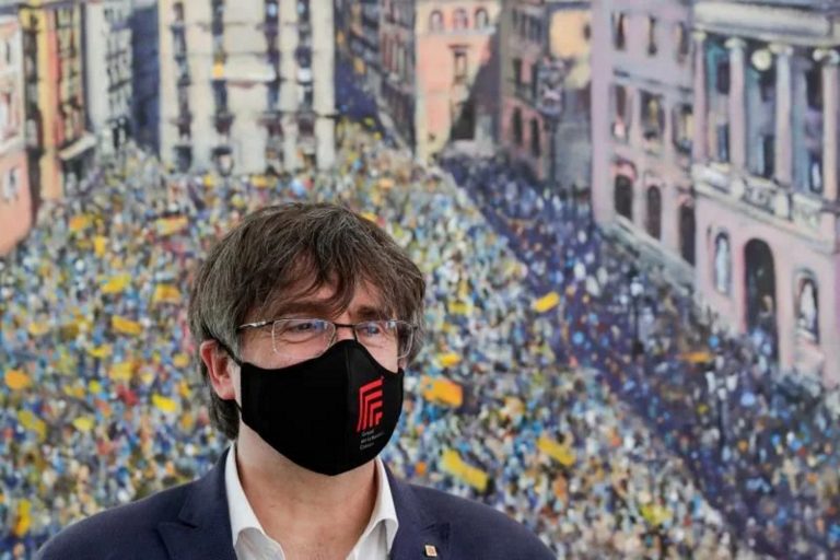 El entorno de Puigdemont se siente víctima de una «conspiraciones paranoicas»