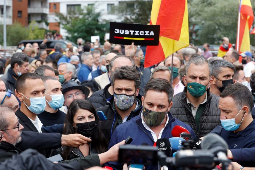 FOTOGRAFÍA. MONDRAGÓN (GIPÚZCOA) ESPAÑA, 18.09.2021. El presidente de VOX, Santiago Abascal Conde (c). Ñ Pueblo