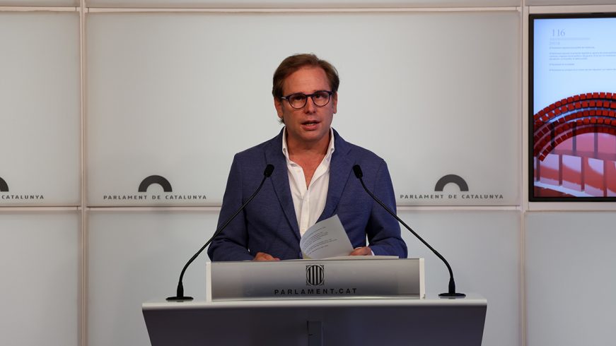 FOTOGRAFÍA. PARLAMENTO DE CATALUÑA (BARCELONA) ESPAÑA, 21.09.2021. El portavoz del Grupo Parlamentario de VOX en la Cámara catalana, Juan Garriga Doménech. Ñ Pueblo