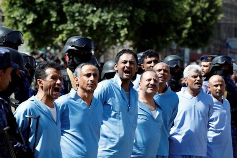 FOTOGRAFÍA. SANÁ (YEMEN), 18 DE SEPTIEMBRE DE 2021. Los terroristas islamofascistas y antisemitas hutíes ejecutaron hoy públicamente con disparos a nueve personas acusadas de estar involucradas en el asesinato del líder político del movimiento chií, Saleh al Samad. Efe