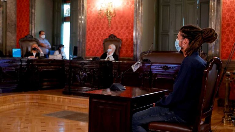 El diputado de Podemos Alberto Rodríguez niega ante el Tribunal haber golpeado a la Policía y dice que «todo es un montaje policial»