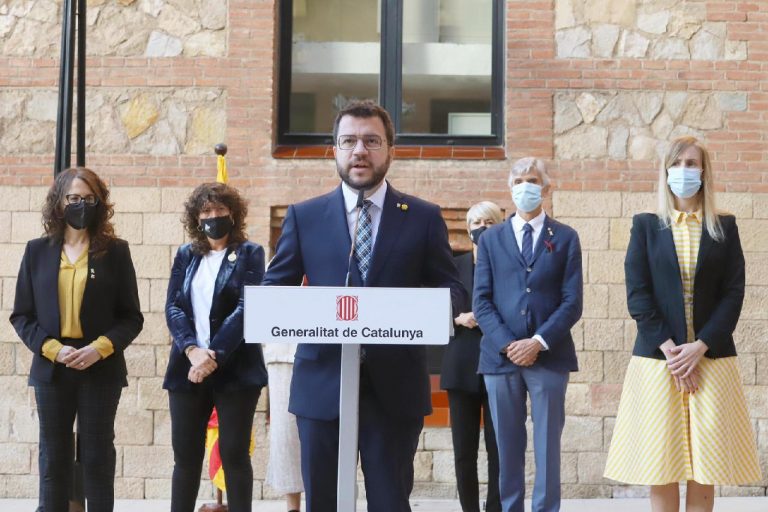 El Tribunal Superior de Justicia de Cataluñade prorroga aplicar la vacunación COVID 19 obligatoria en ocio y cultura y lo amplía hostelería, restauración y banquetes