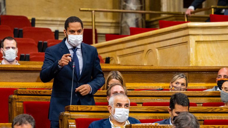 VOX: «El Gobierno de la Generalidad de Cataluña promueve y financia el islamismo en Cataluña»