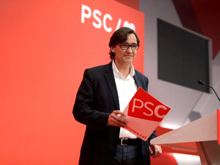 El vacunado Salvador Illa Roca, confinado por comer con la vacunada contagiada de COVID Francesca Lluc Armengol Socías (Francina Armengol)