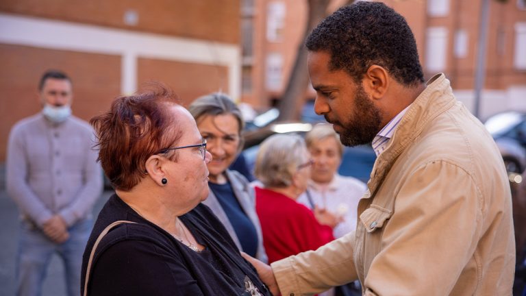 VOX desde Reus (Tarragona): «No daremos un paso atrás, seguiremos perseverando hasta la victoria final», campaña «Barrios Seguros»