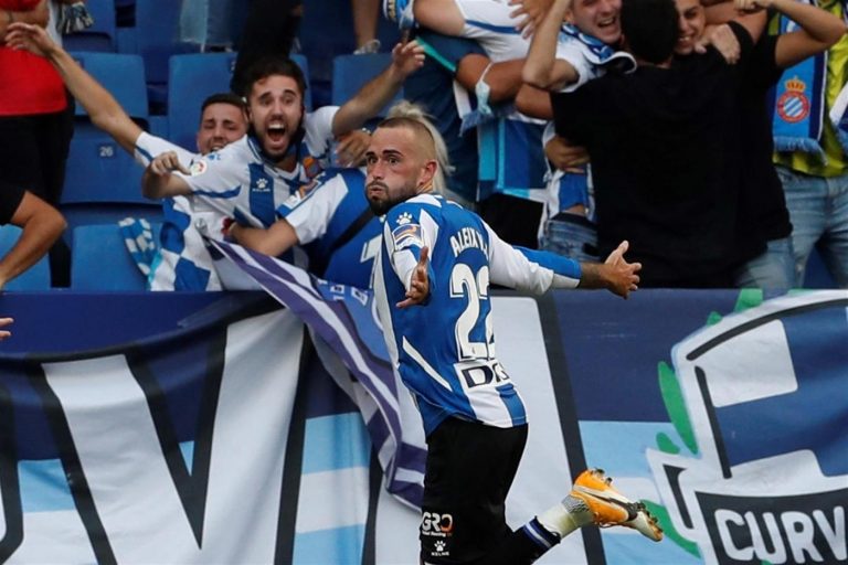 El Espanyol sale con todo contra un Granada continuista