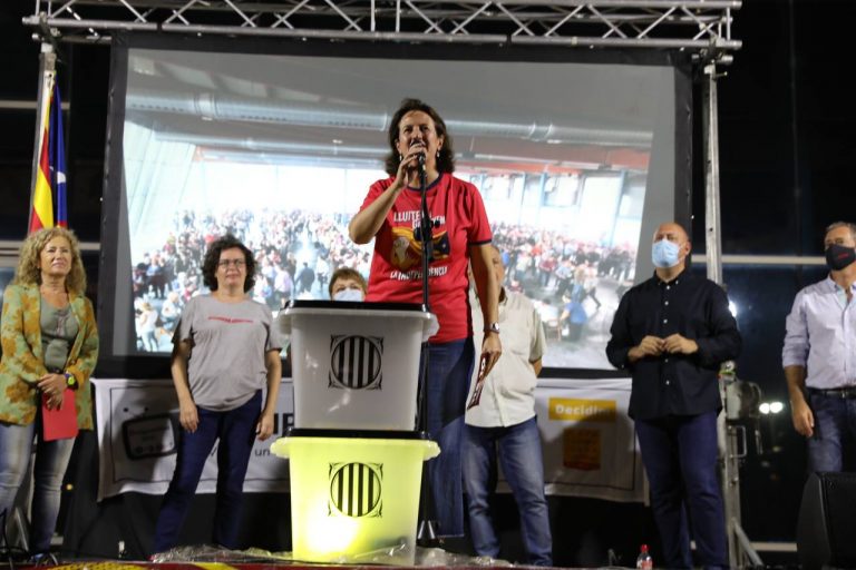 La separatista Paluzie Hernández exige «unidad» independentista «en la lucha» para lograr la República Catalana