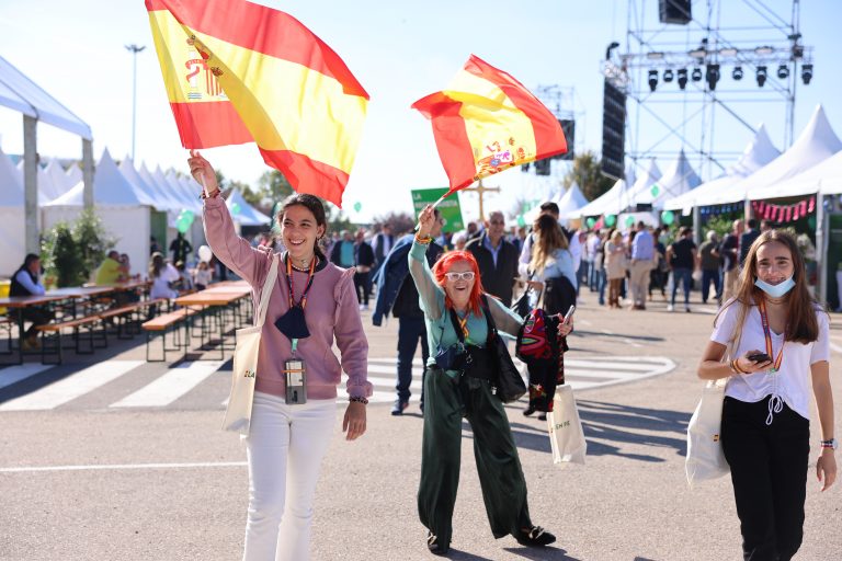 Henríquez de Luna: «Casado dice que va tumbar leyes de la izquierda. Que apruebe la Ley de Igualdad de VOX»