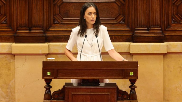 Vox considera que los presupuestos «son una ruina para los catalanes» y exige el cierre de la Consejería de Igualdad y Feminismos de la Generalidad de Cataluña