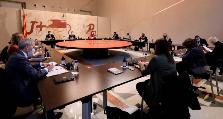 Aragonés anuncio un «acuerdo» Con Podemos (los Comunes) para tramitar los Presupuestos 2022 de Cataluña