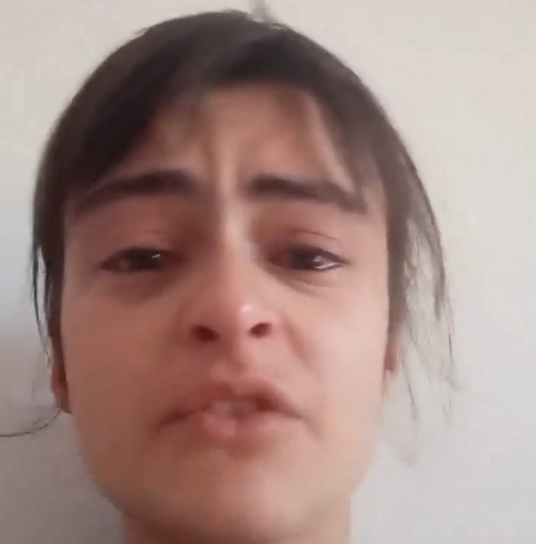 Independentista muy indignada: «Estoy hasta la polla y a punto de reventar. Sois unos hijos de puta»