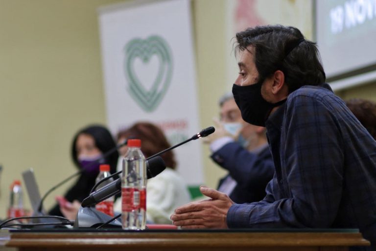 Mayoral (Podemos): «Para sostener la Monarquía se están agrietando las principales instituciones» de España