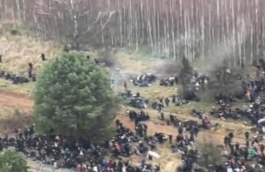 FOTOGRAFÍA. GRODNO (POLONIA), 08.2021. Una avalancha de varios miles de inmigrantes, procedente de Asia Occidental. Efe (1)