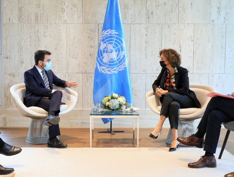 Aragonès desde Francia: «Nos comprometemos a potenciar la difusión de la labor de UNESCO en nuestro país (Cataluña)»
