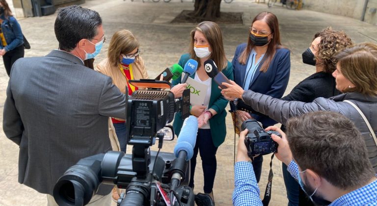 VOX pide la dimisión del presidente de las Cortes Valencianas por homenajear al «golpista» Jordi Cuixart Navarro